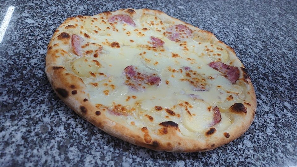pizza jambon fromage