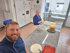 équipe de cuisine de la pizzeria